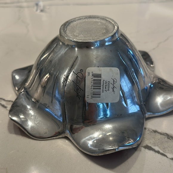 Flower Decoration - Picture 3 of 4